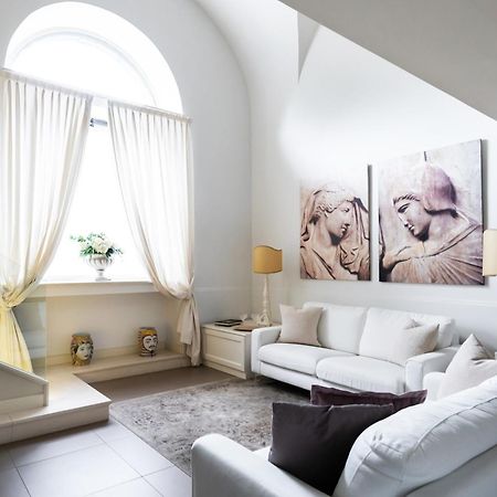B Sicilian Charming Stay - Luxury Loft 카타니아 외부 사진