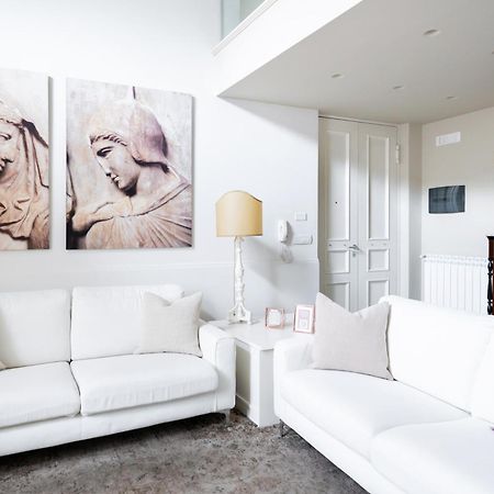 B Sicilian Charming Stay - Luxury Loft 카타니아 외부 사진